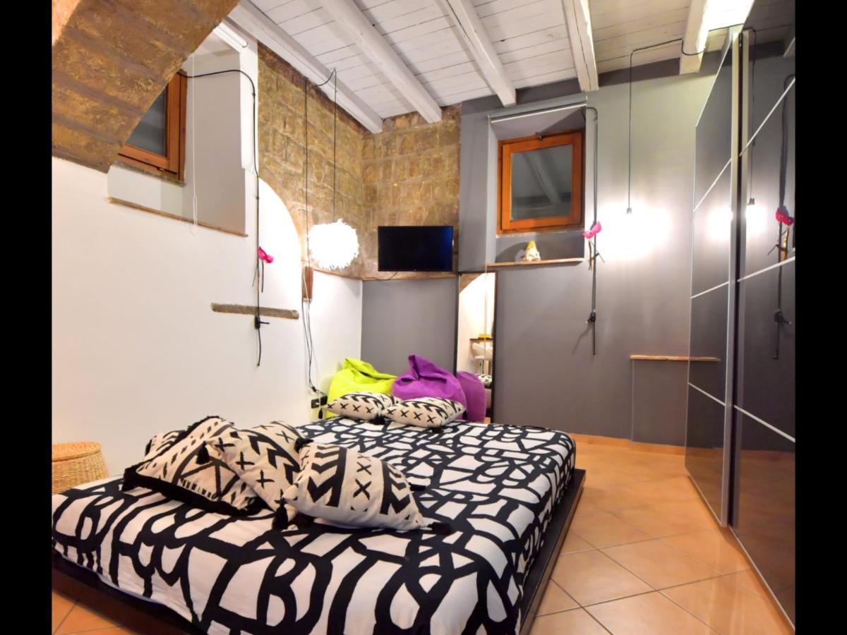 Viterbo Centro Casa Surina Appartement Buitenkant foto
