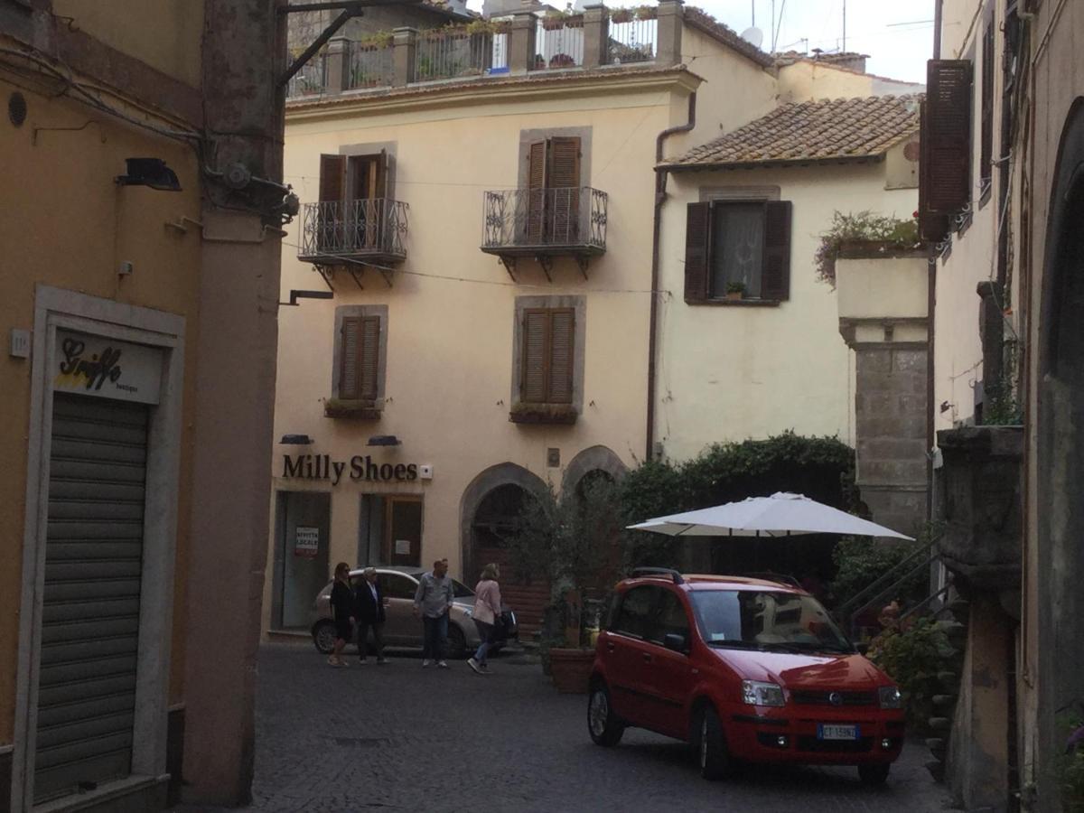 Viterbo Centro Casa Surina Appartement Buitenkant foto